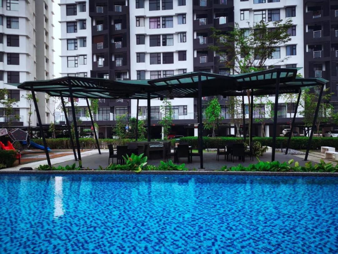 Cozy Modern 6-7pax @ Adson's Apartment *